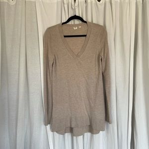 Gap Maternity Long Sweater Beige Size Small